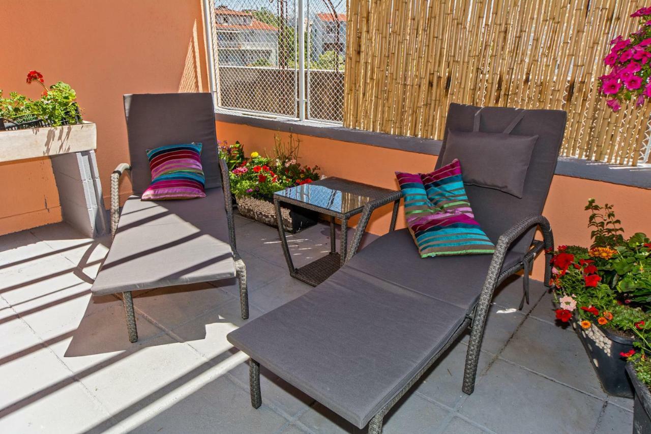 Agava With Terrace Near Old Town Leilighet *
