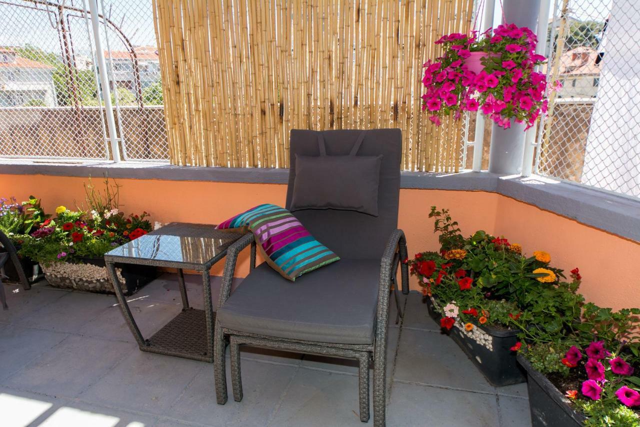 Agava With Terrace Near Old Town Leilighet *